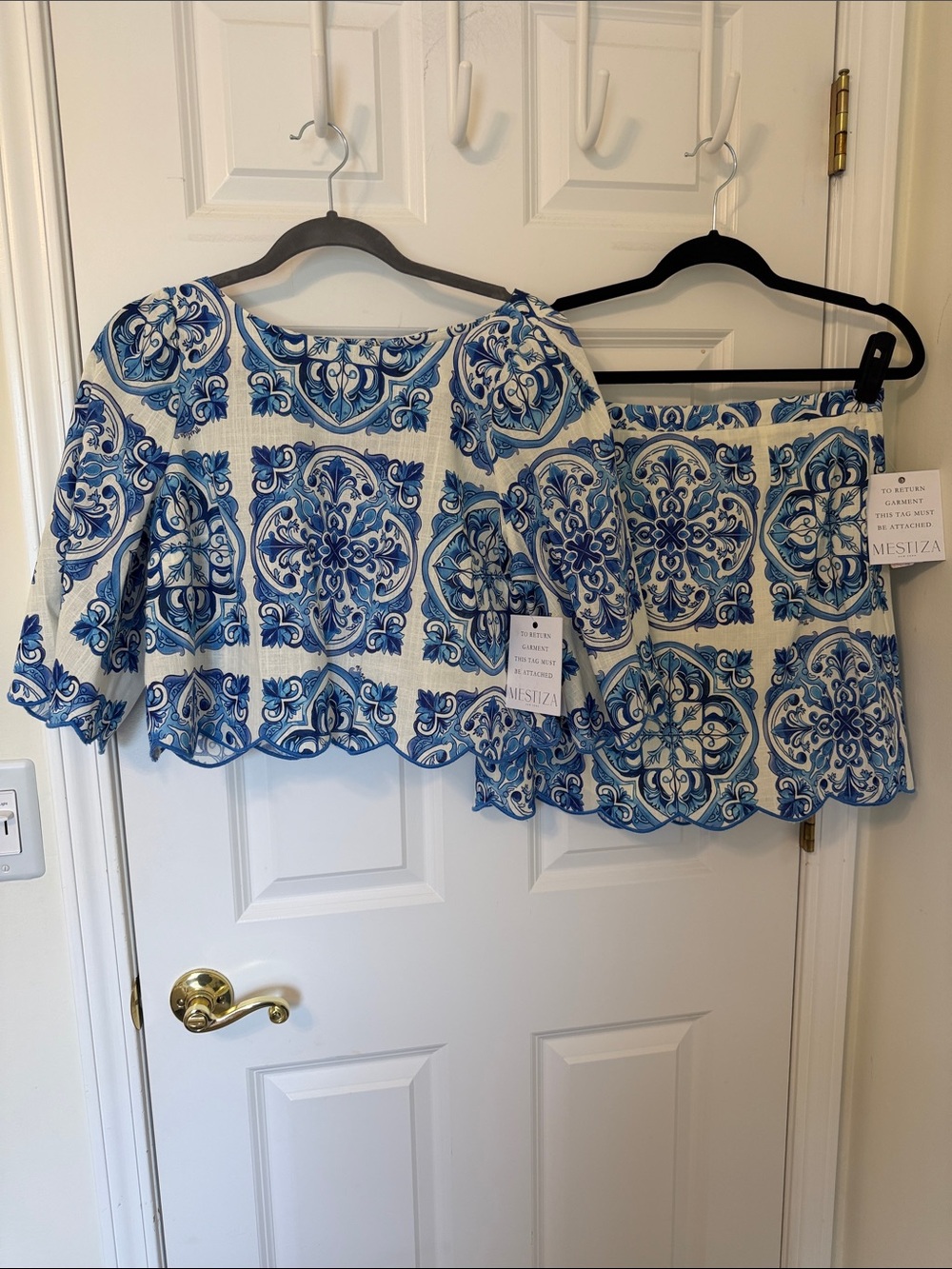 Tile-Print Scalloped Hem Blue & White Skirt and Top by Mestiza New York 12 Large
